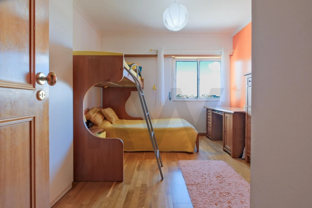 Apartamento T3 para Venda em Carcavelos e Parede Foto 10