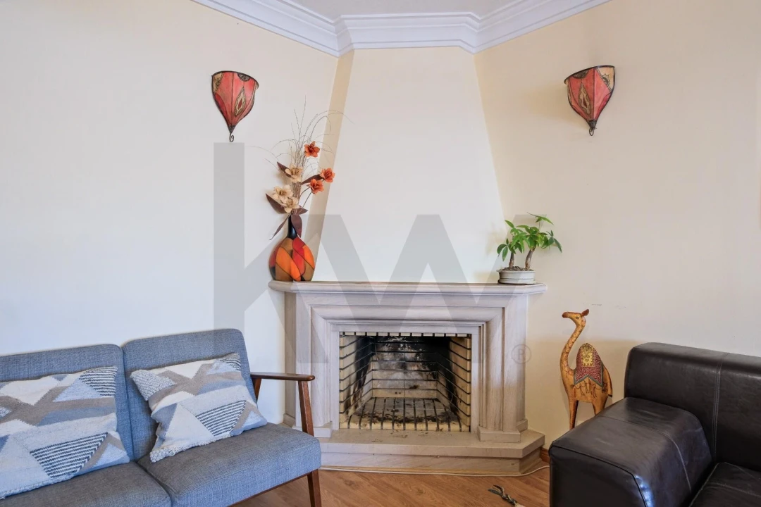 Apartamento T3 para Venda em Carcavelos e Parede Foto 4