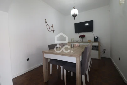 Moradia T5 para Venda em Ribeira Seca
