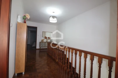 Moradia T5 para Venda em Ribeira Seca