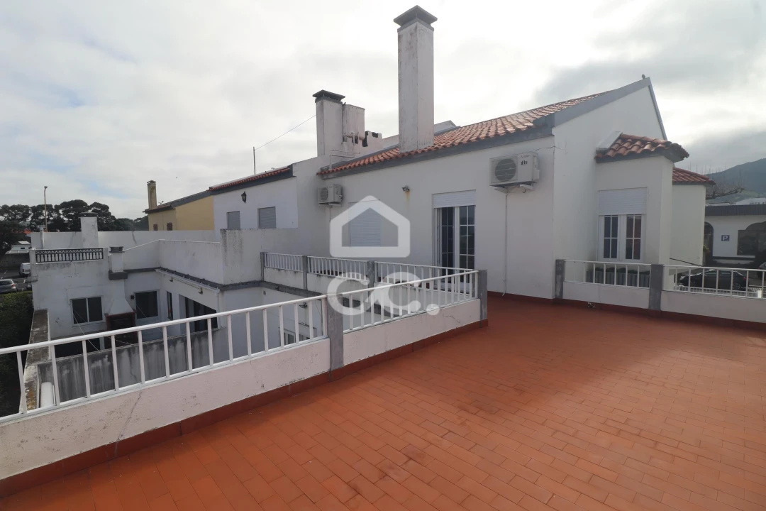 Moradia T5 para Venda em Ribeira Seca Foto 23