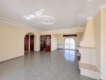 Moradia T6 para Venda em Vila Franca de Xira