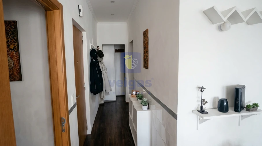 Apartamento T2 para Venda em Beato Foto 3