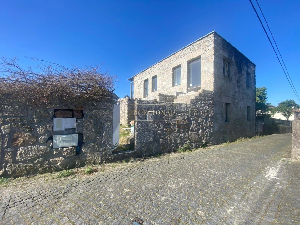 Quinta T3 para Venda em São Tomé de Negrelos Foto 3