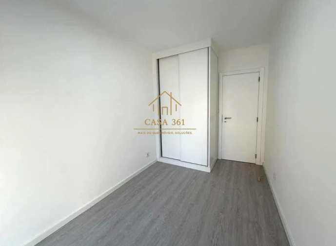 Apartamento T2 para Venda em Vila Franca de Xira Foto 7