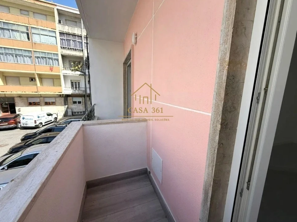 Apartamento T2 para Venda em Vila Franca de Xira Foto 1