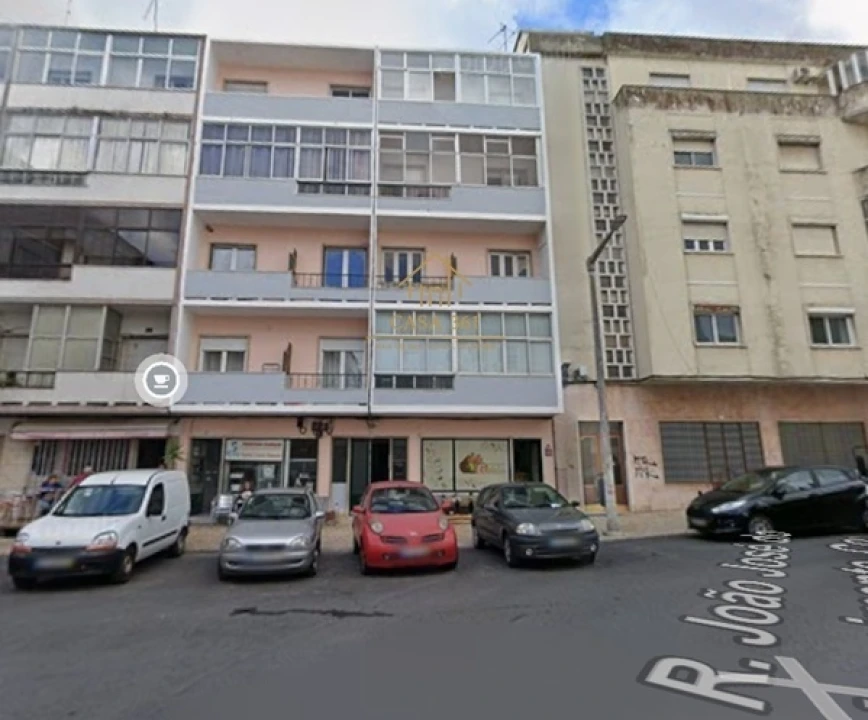 Apartamento T2 para Venda em Vila Franca de Xira Foto 10