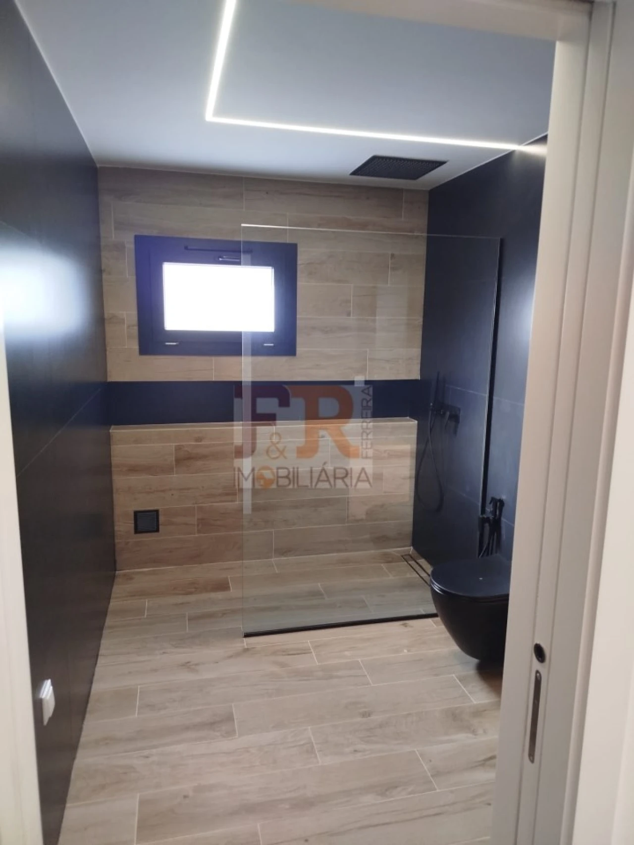 Moradia T3 para Venda em Fernao Ferro Foto 14