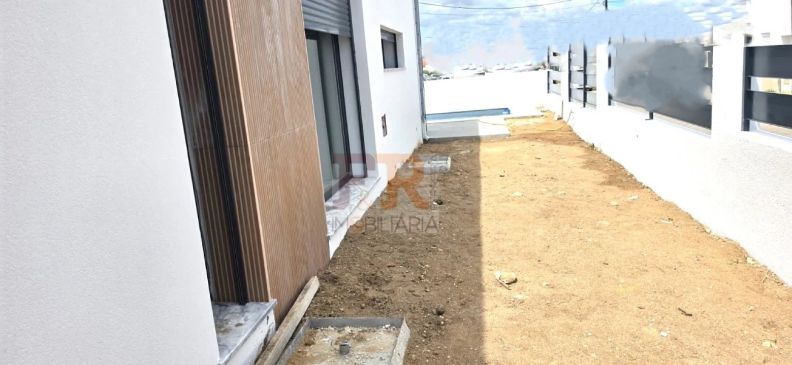 Moradia para Venda em Fernao Ferro Foto 7