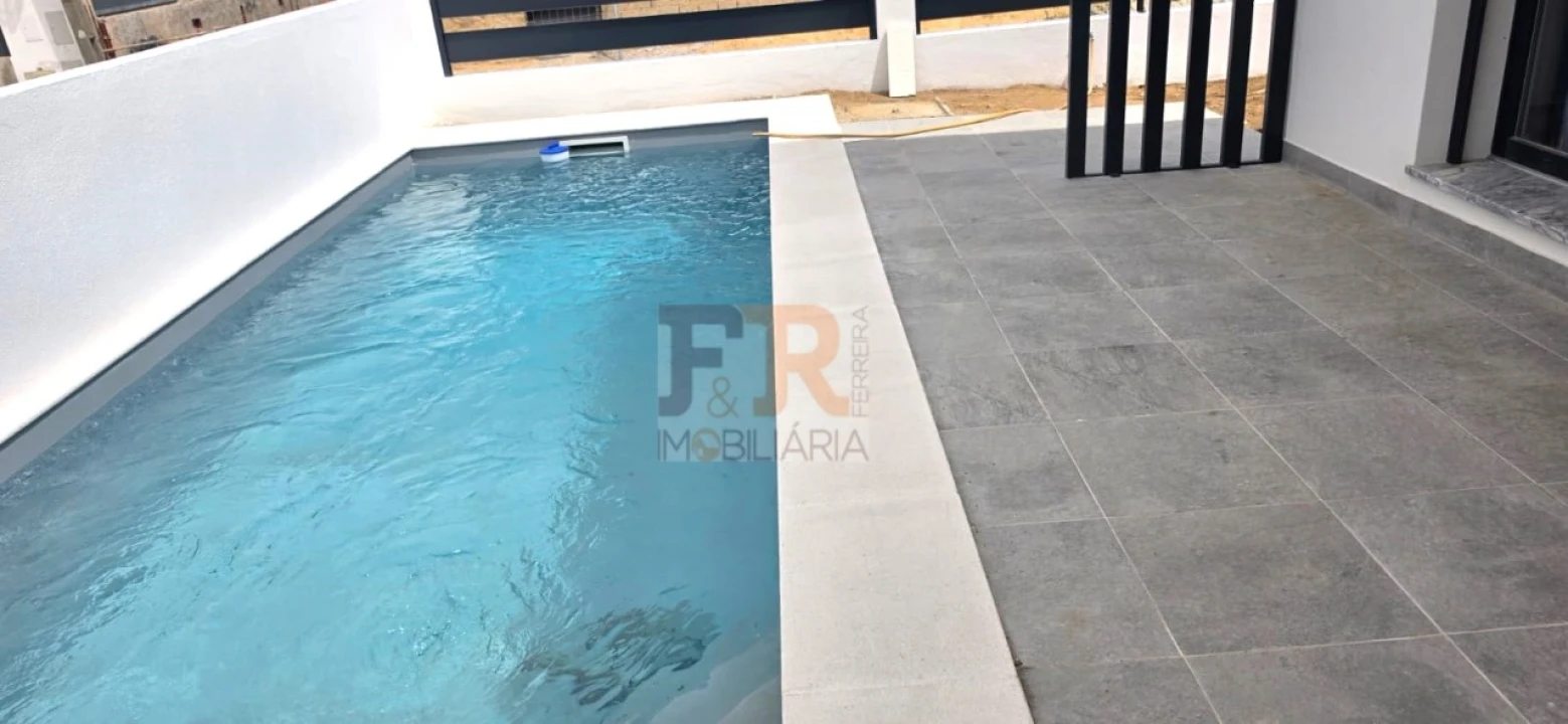 Moradia para Venda em Fernao Ferro Foto 11