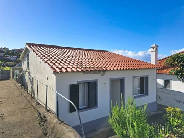 Moradia T3 para Venda em São Roque