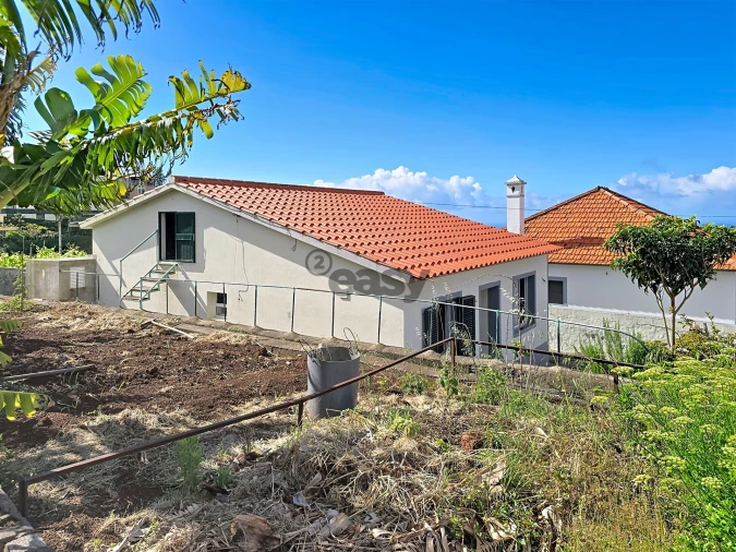 Moradia T3 para Venda em São Roque Foto 3