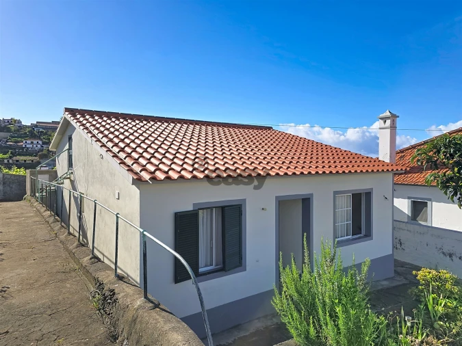 Moradia T3 para Venda em São Roque Foto 12
