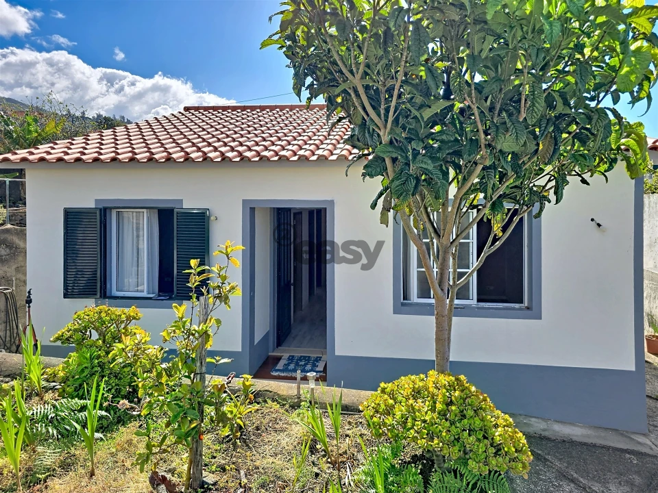 Moradia T3 para Venda em São Roque Foto 1