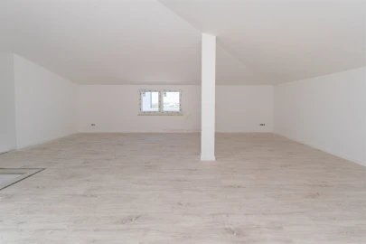 Apartamento T4 para Venda em Seixal, Arrentela e Aldeia de Paio Pires