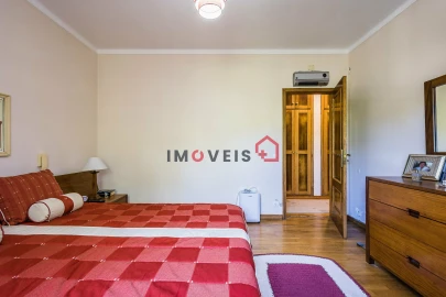 Moradia T5 para Venda em Calvaria de Cima