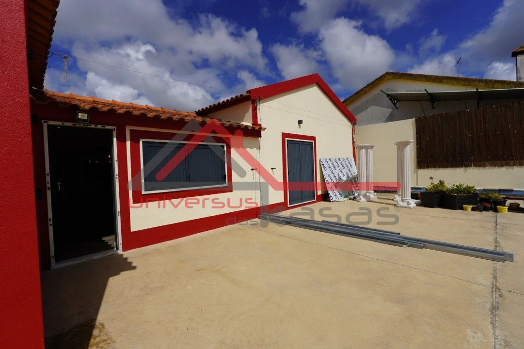 Moradia T4 para Venda em Pegões Foto 3