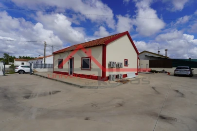 Moradia T4 para Venda em Pegões