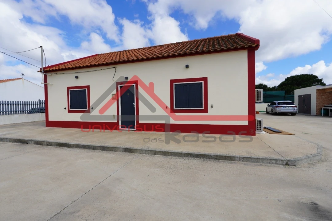 Moradia T4 para Venda em Pegões Foto 1