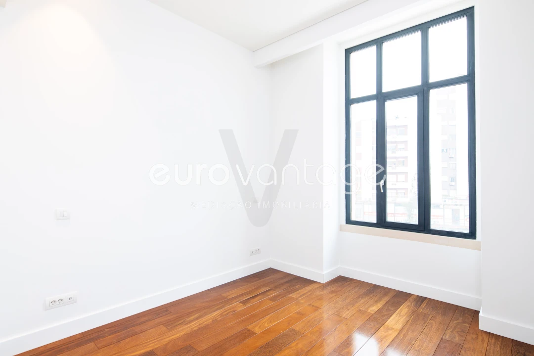 Apartamento T1 para Venda em Leiria, Pousos, Barreira e Cortes Foto 8
