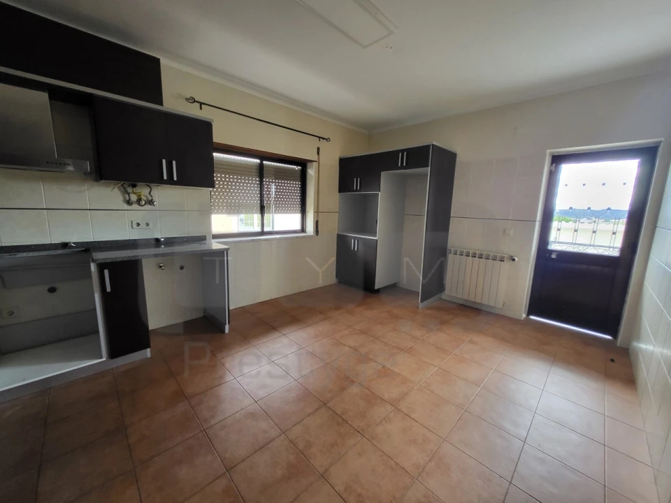 Moradia T5 para Venda em São João Baptista e Santa Maria dos Olivais Foto 7