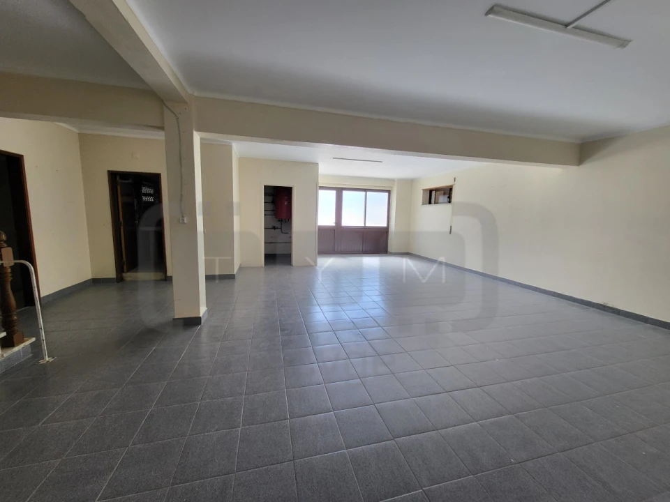 Moradia T5 para Venda em São João Baptista e Santa Maria dos Olivais Foto 12
