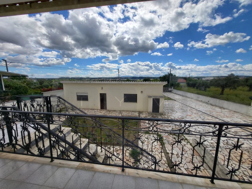 Moradia T5 para Venda em São João Baptista e Santa Maria dos Olivais Foto 19