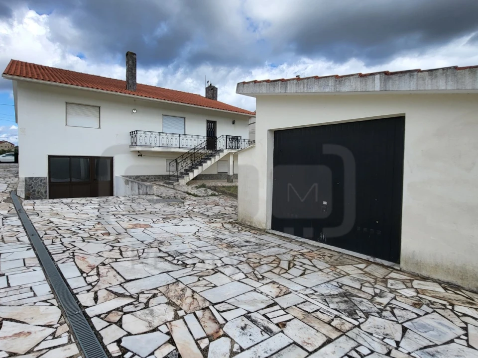 Moradia T5 para Venda em São João Baptista e Santa Maria dos Olivais Foto 22