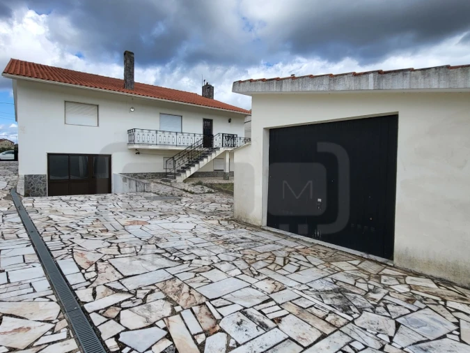 Moradia T5 para Venda em São João Baptista e Santa Maria dos Olivais Foto 22