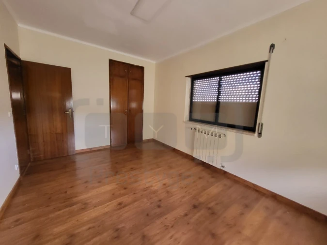 Moradia T5 para Venda em São João Baptista e Santa Maria dos Olivais Foto 5