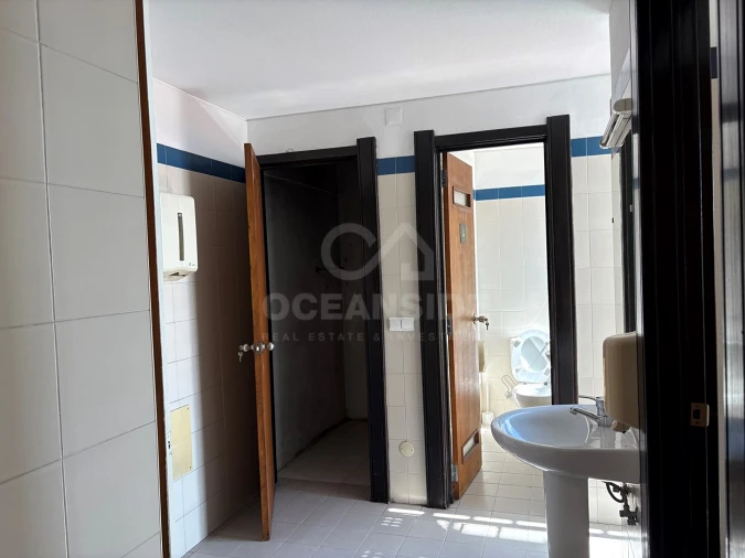 Escritório para Arrendamento em Santo António Foto 45
