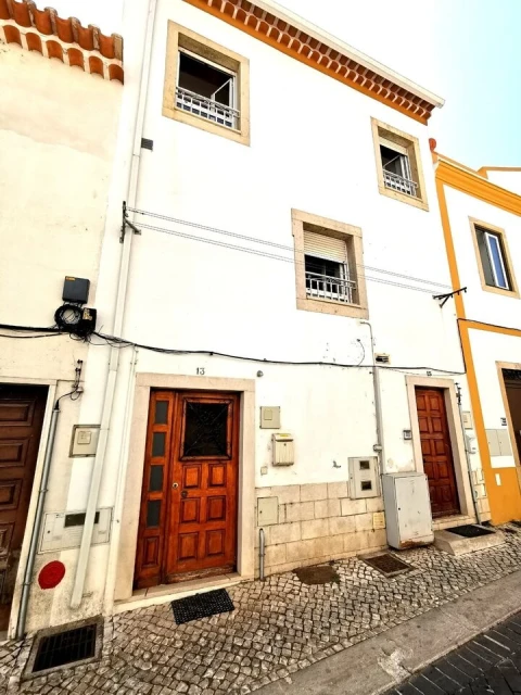 Apartamento T3 para Venda em São João Baptista e Santa Maria dos Olivais