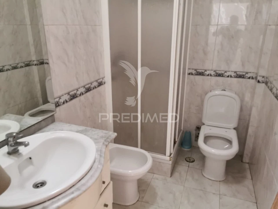 Apartamento T3 para Venda em São João Baptista e Santa Maria dos Olivais Foto 6