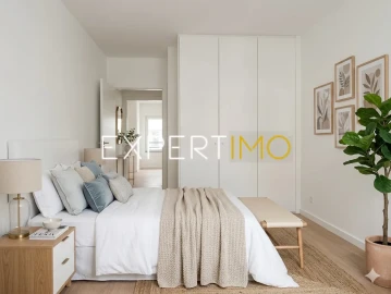 Apartamento T2 para Venda em Santo António dos Cavaleiros e Frielas
