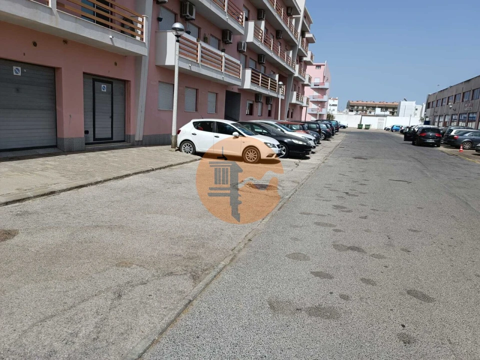 Garagem para Venda em Vila Real de Santo Antonio Foto 7