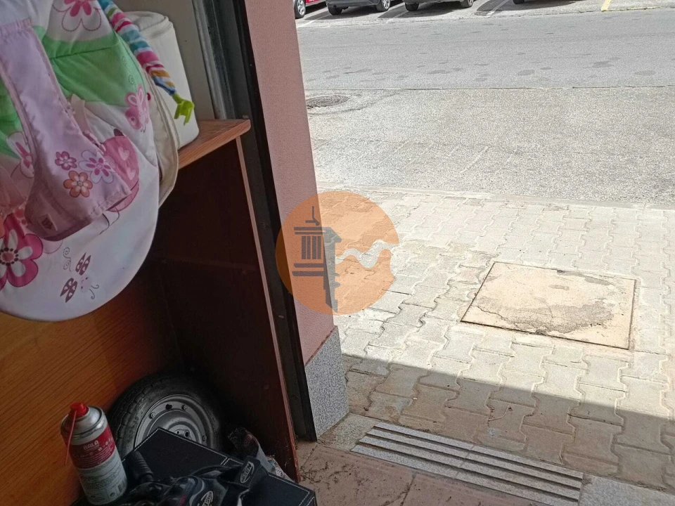 Garagem para Venda em Vila Real de Santo Antonio Foto 14
