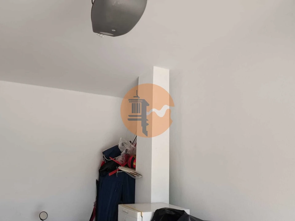 Garagem para Venda em Vila Real de Santo Antonio Foto 15