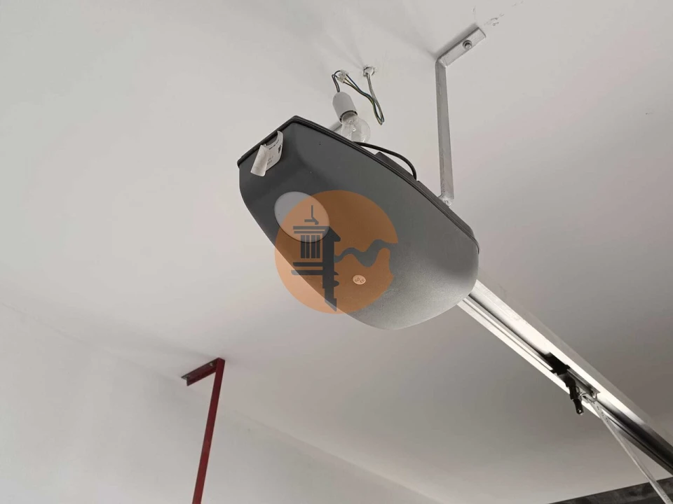 Garagem para Venda em Vila Real de Santo Antonio Foto 21