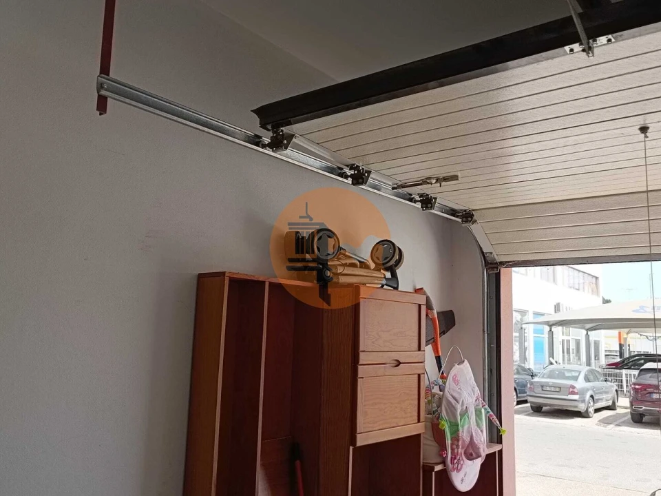 Garagem para Venda em Vila Real de Santo Antonio Foto 27
