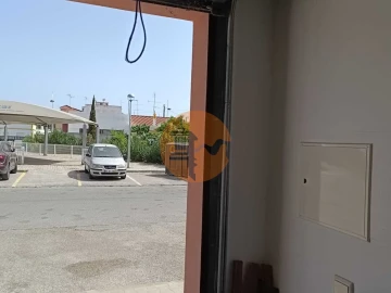 Garagem para Venda em Vila Real de Santo Antonio