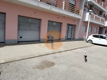 Garagem para Venda em Vila Real de Santo Antonio