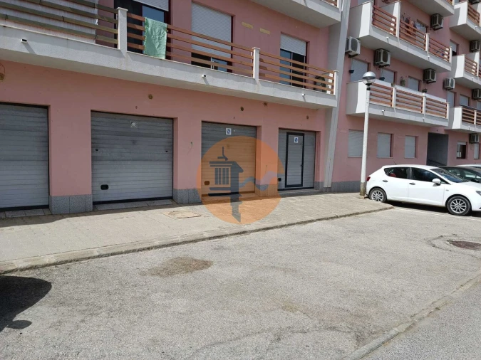 Garagem para Venda em Vila Real de Santo Antonio Foto 8