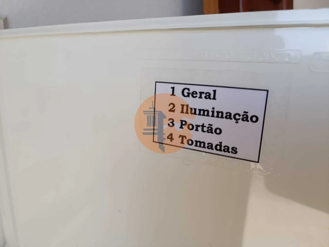 Garagem para Venda em Vila Real de Santo Antonio Foto 32