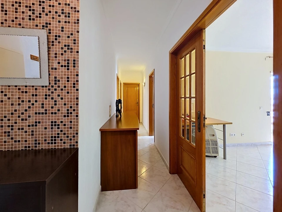 Apartamento T2 para Venda em Alvor Foto 22