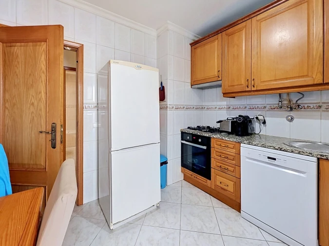 Apartamento T2 para Venda em Alvor Foto 9
