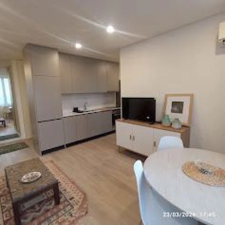 Apartamento T2 para Arrendamento em Cedofeita, Santo Ildefonso, Sé, Miragaia, São Nicolau e Vitória Foto 6