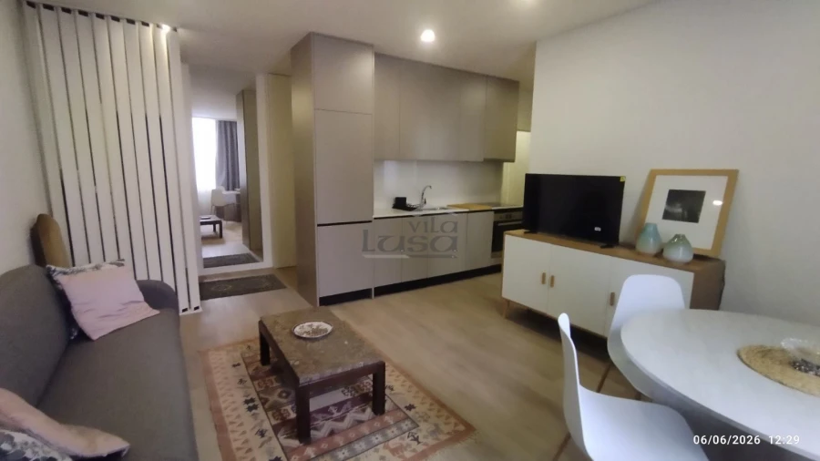 Apartamento T2 para Arrendamento em Cedofeita, Santo Ildefonso, Sé, Miragaia, São Nicolau e Vitória Foto 3