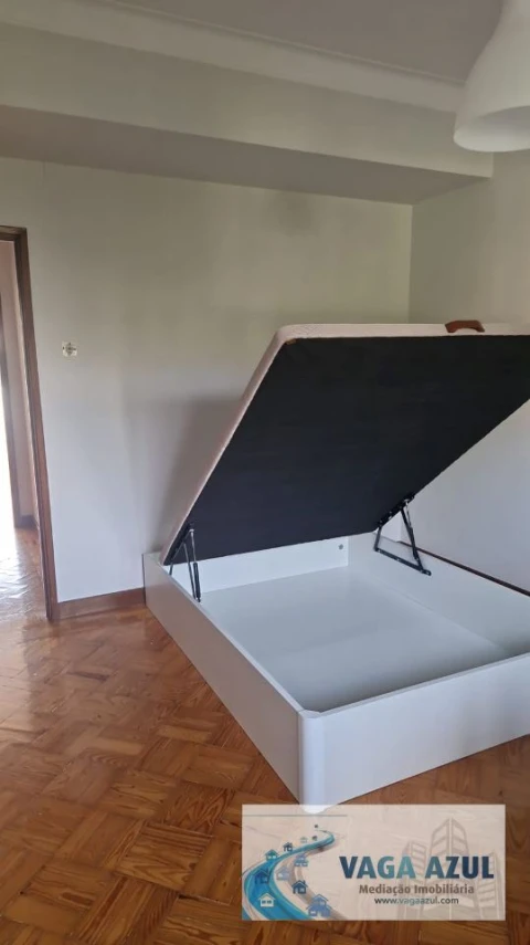 Quarto para Arrendamento em Paranhos