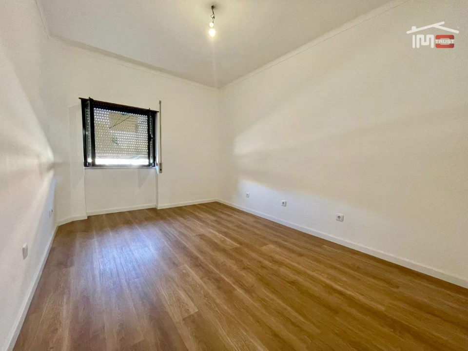 Apartamento T2 para Venda em Alto do Seixalinho, Santo André e Verderena Foto 17