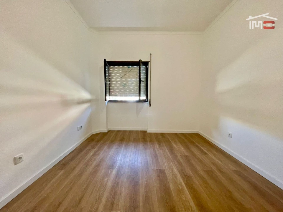 Apartamento T2 para Venda em Alto do Seixalinho, Santo André e Verderena Foto 14